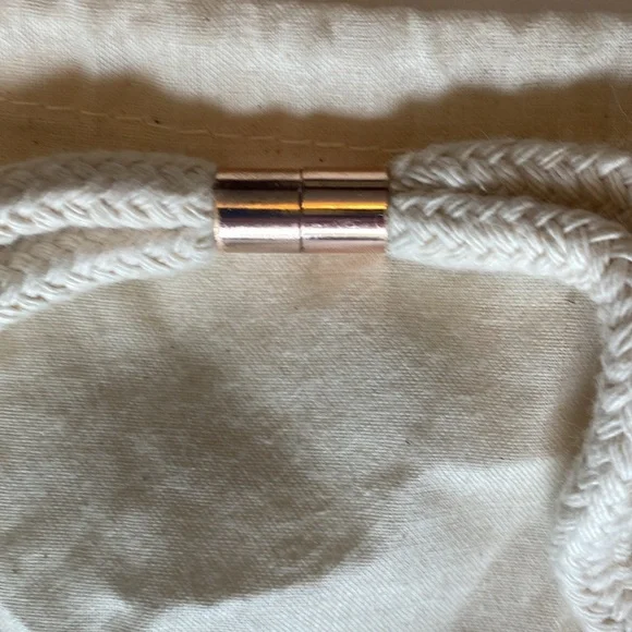 NWT Esby Fibrous Cloud Necklace - Picture 4 of 7